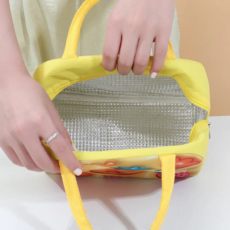 Children's Lunch Box Bag 3D Ca - огляд і ціна Food Storage Equipment